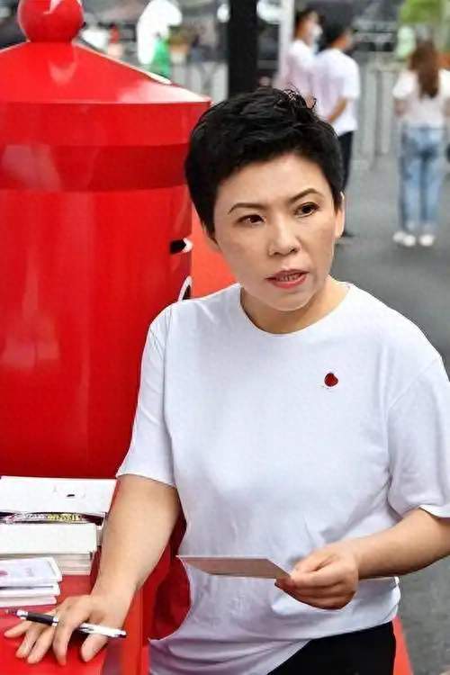 真的很意外！邓亚萍真心认可的国乒队员，不是马龙，就这三位