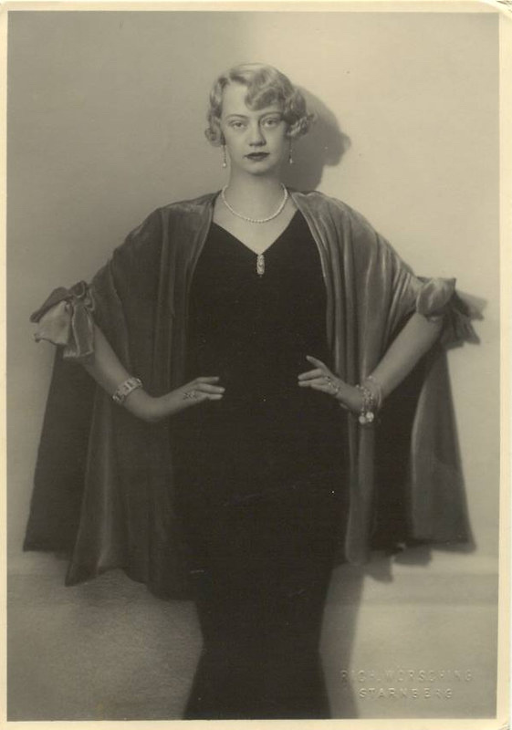 【来自投稿】德国图恩—塔克西斯的尤拉莉亚王妃（1908- 1993），她婚前是图