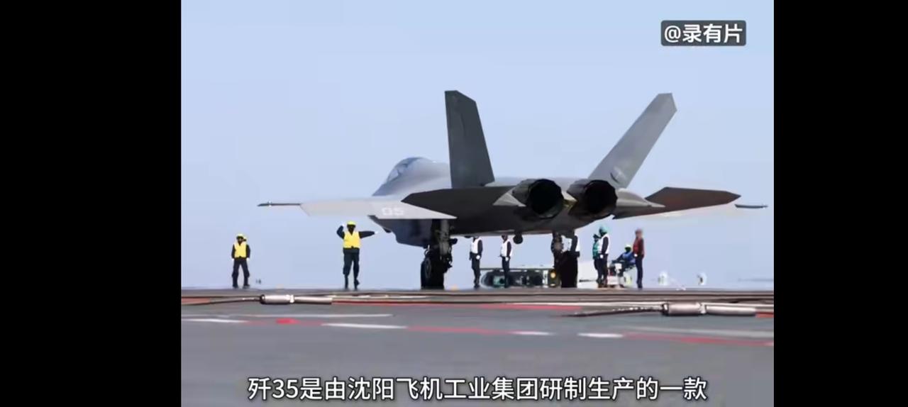 再不鼓励民间发明，动不动一顶大帽子国民的心真寒了。
山东面条厂手搓飞机本来期待批