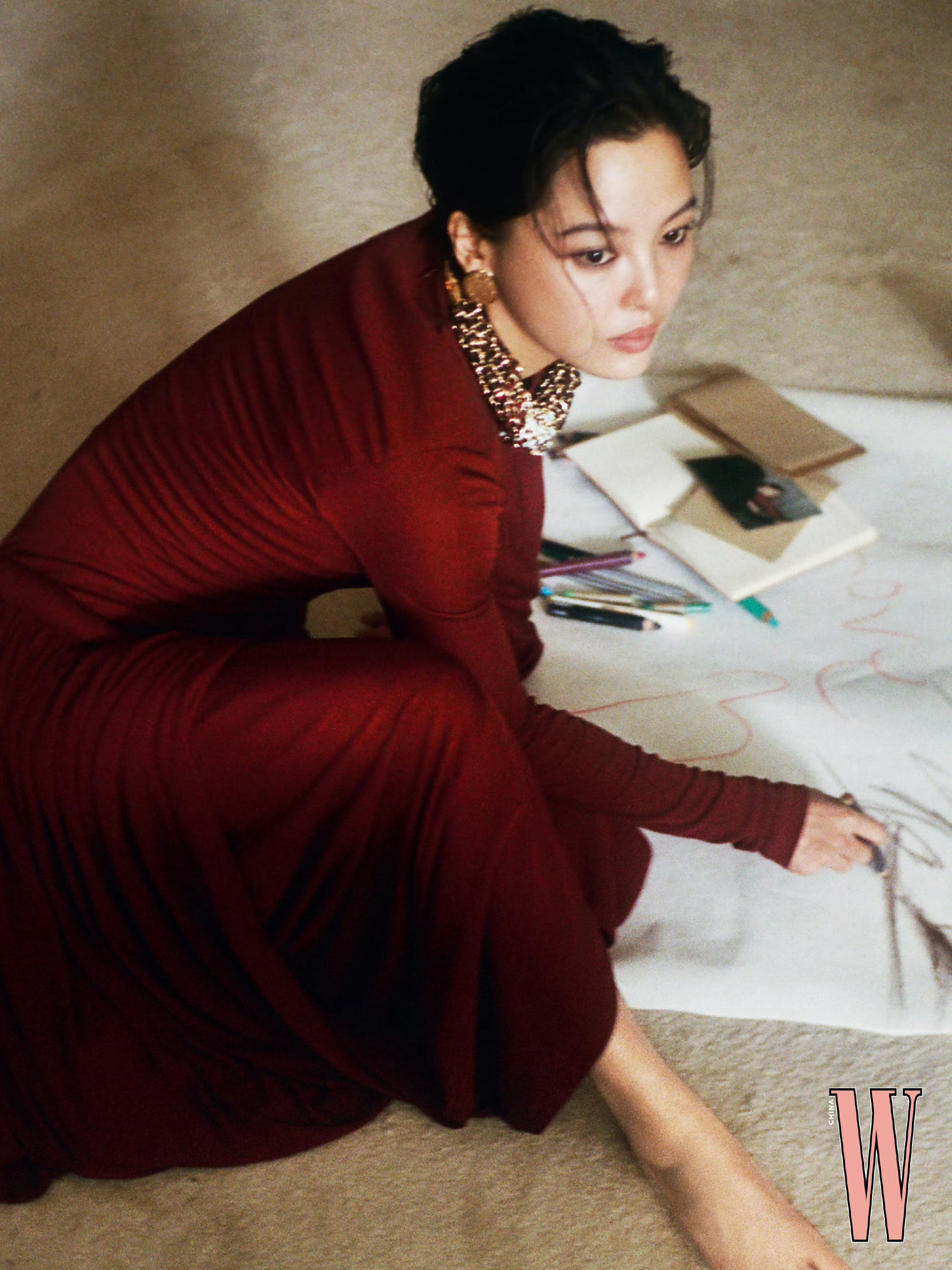 辛芷蕾  x  W中文版——The Love Issue，W中文版新一期封面，迎