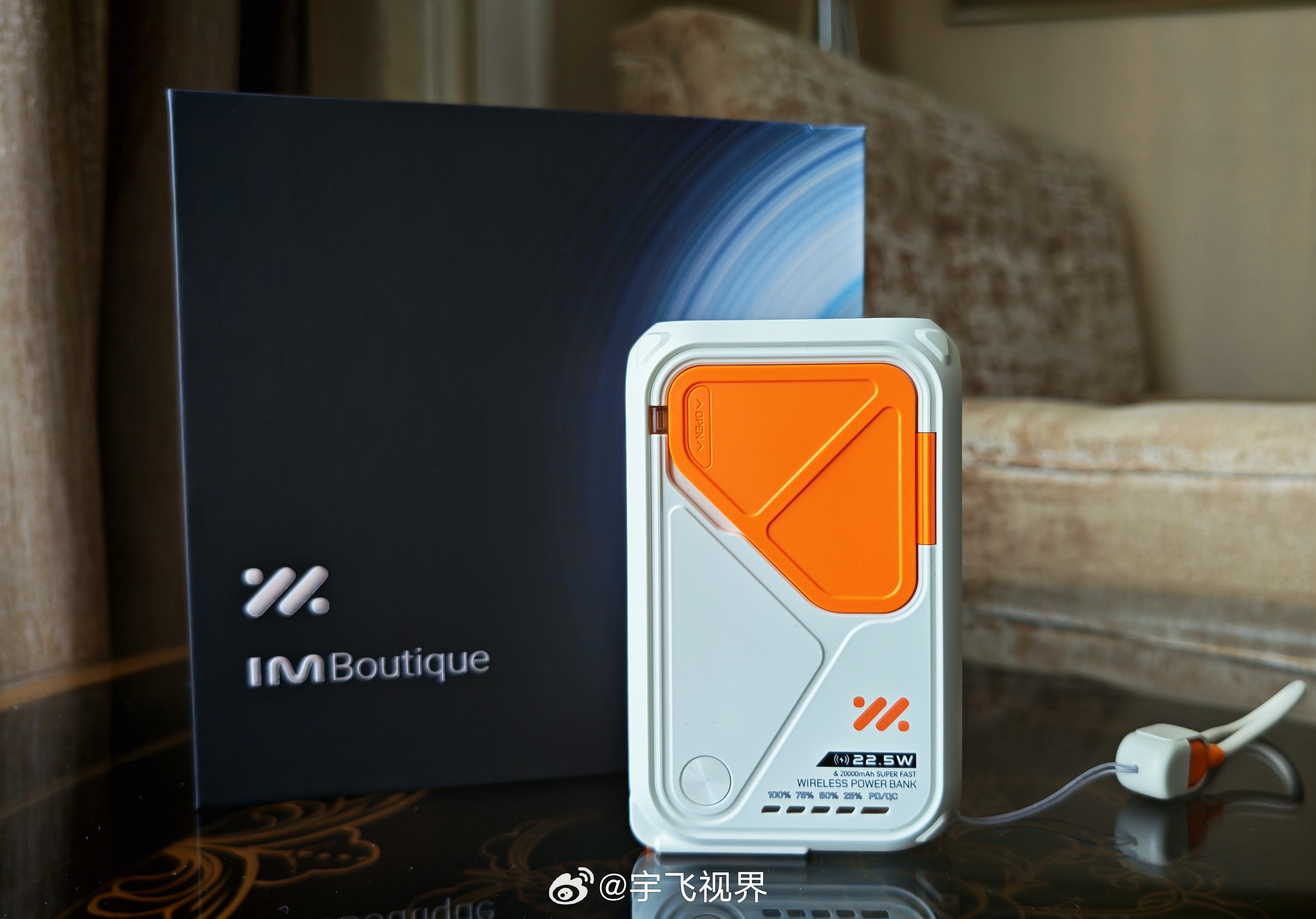 新一代智己LS6震撼上市 新一代智己LS6上市发布会，今晚在上海西岸穹顶艺术中心