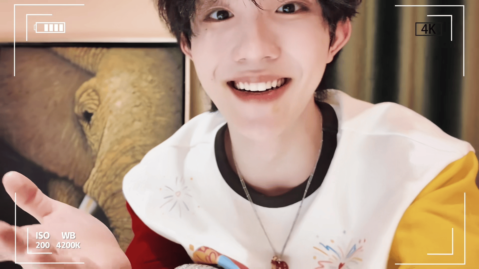 太美了笑起来和小时候一模一样🥺 ​​​