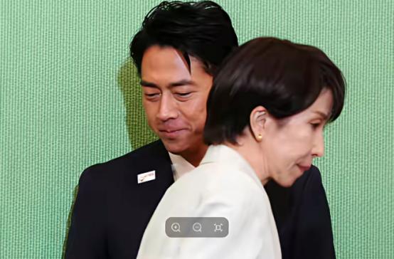日本怕中国强吗？怕，但最怕的是中国强得“太像自己”，又强得“超越自己”——同样的