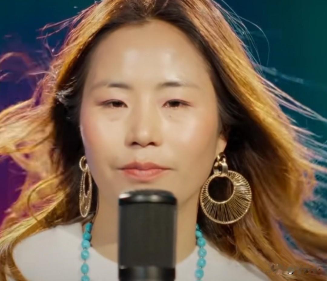 中国音乐史人物之第494位，次仁卓玛
藏族。
原唱的歌曲《甘巴拉》《美丽人生》。