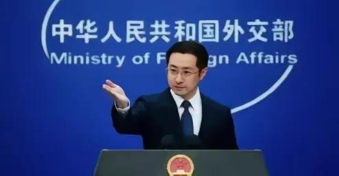 中国已经划定了对日本核反击的两条红线：其一，日本胆敢研发或拥有核武器；其二，日本