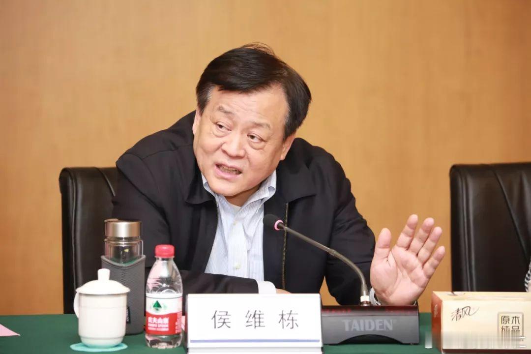 ＂金虎＂侯维栋退休后被查，受贿数额特别巨大交通银行股份有限公司原党委委员、副行长
