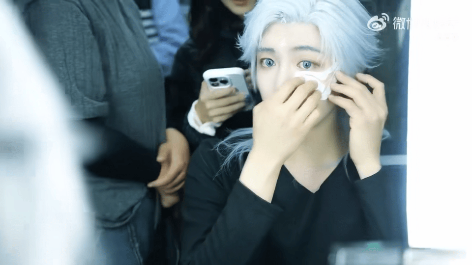 侯明昊这波，完全是撕漫男吧 