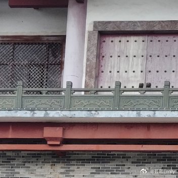 感恩是乐观。感谢困难，感谢挫折，是乐观。感谢对手，感谢敌人，是乐观。对于我们不甚