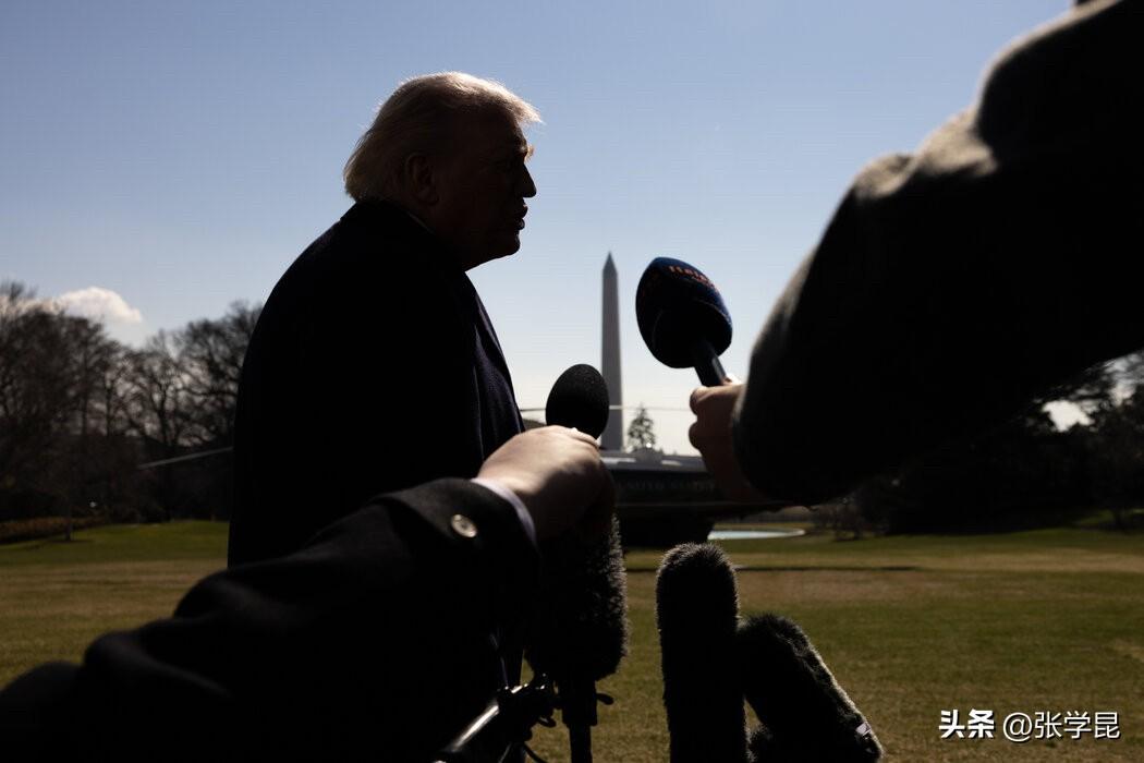 纽约时报今天报道：“对伊朗的轰炸是特朗普第二个任期内第八次下令动用军队行动。他曾