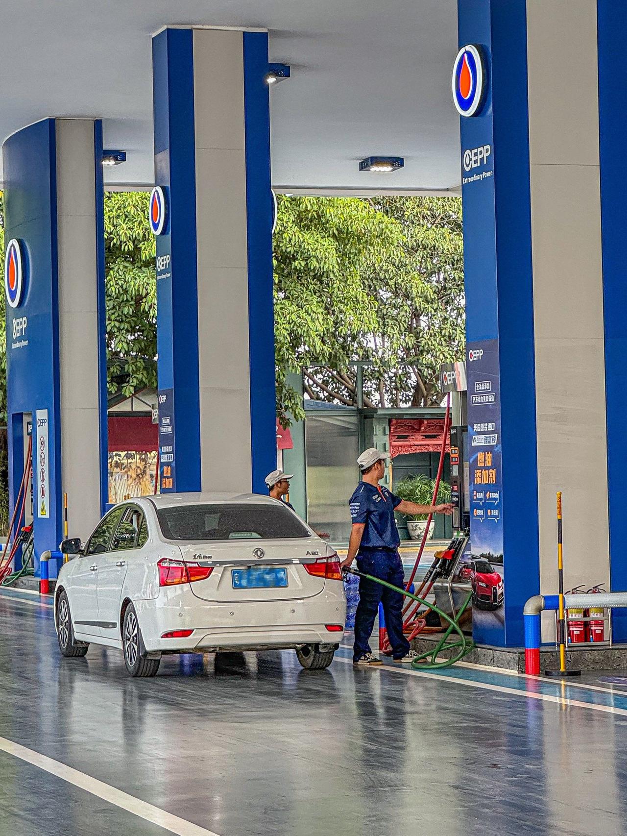 油价上涨已成定局，要不要因为高油价而放弃油车呢?
由于国际局势的变化，导致国内的