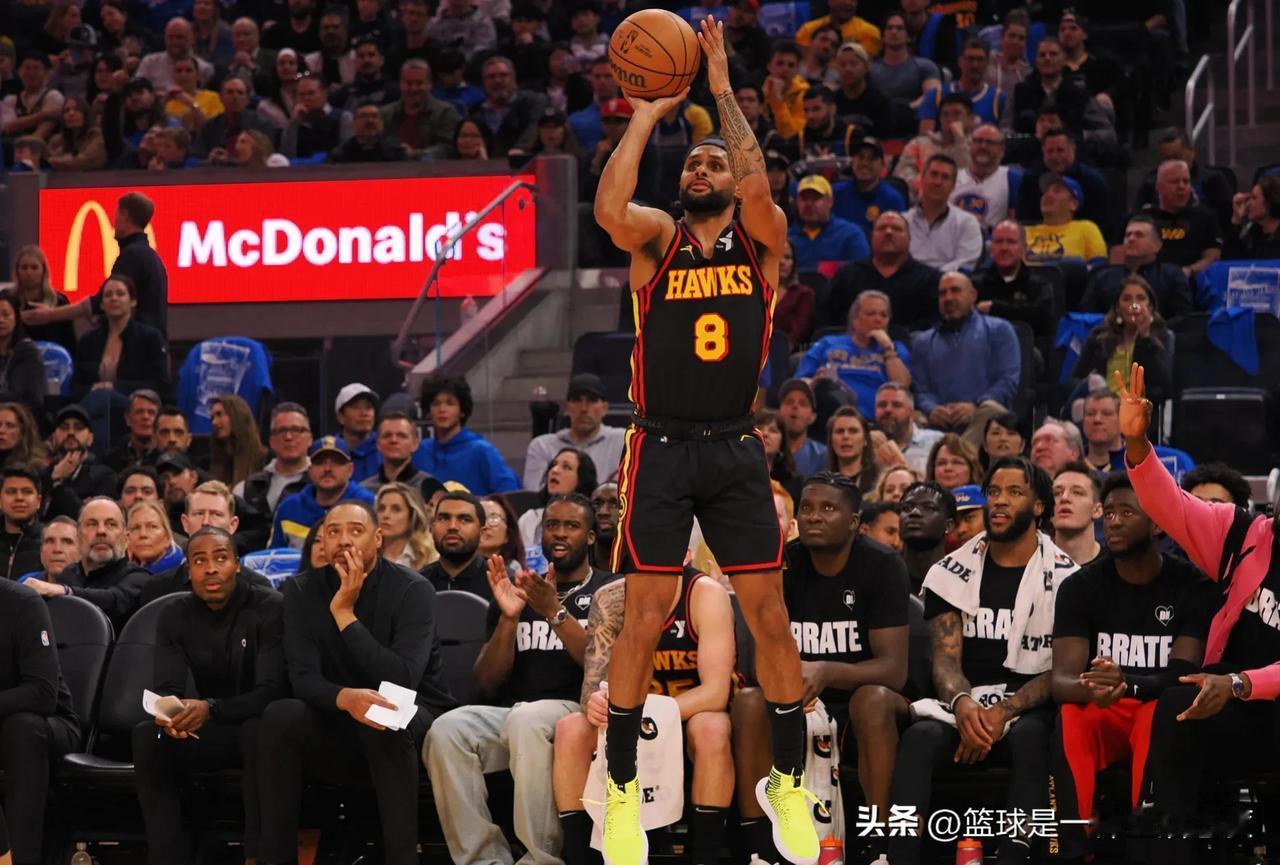 #NBA# 35岁老将后卫帕蒂-米尔斯计划与热火签约
      此前被老鹰裁掉