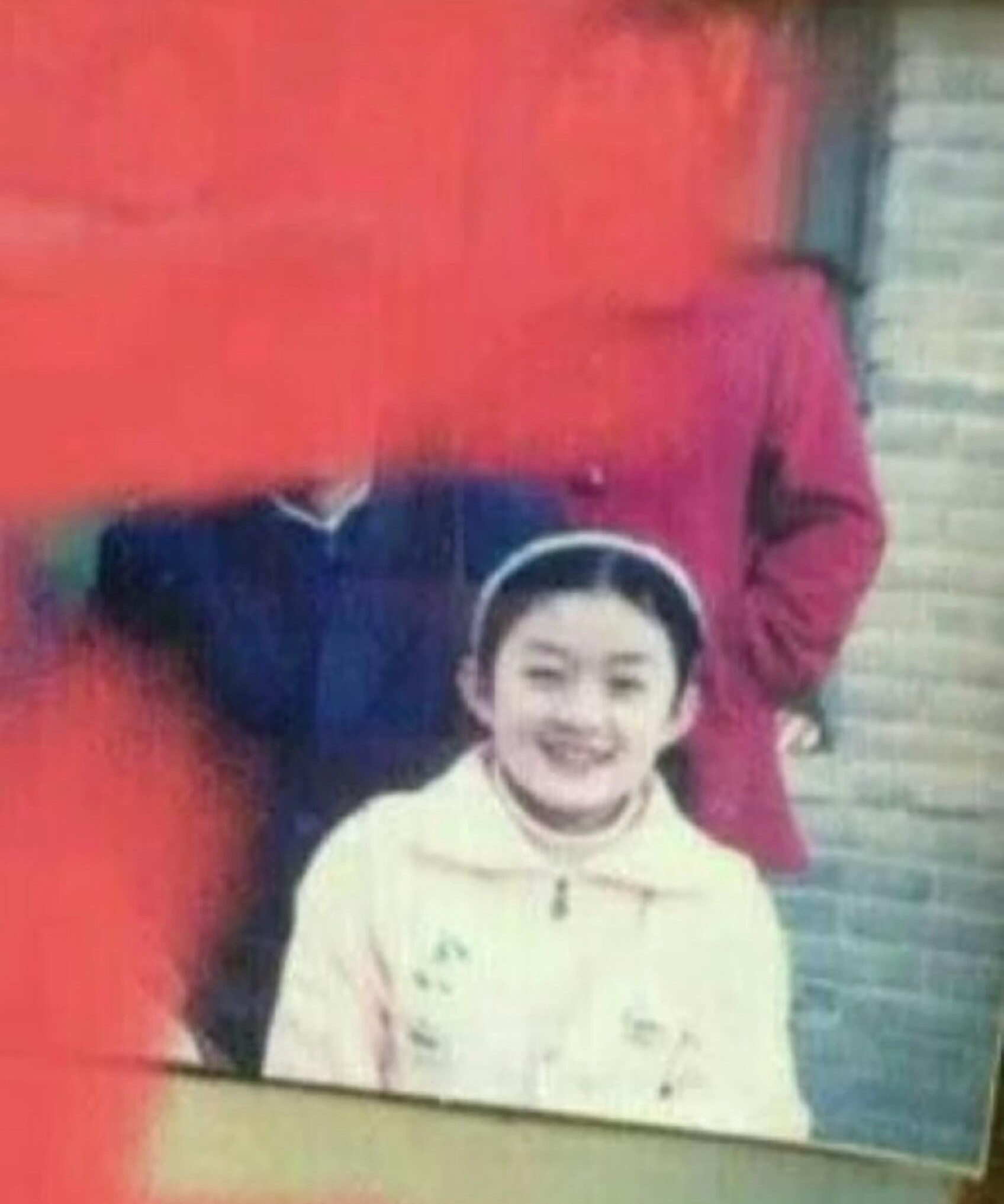这居然是小时候的赵丽颖❗️ ​​​