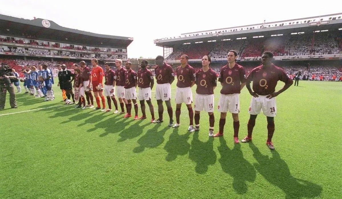 阿森纳这个阵容，放到今年能不能稳拿英超冠军？ 