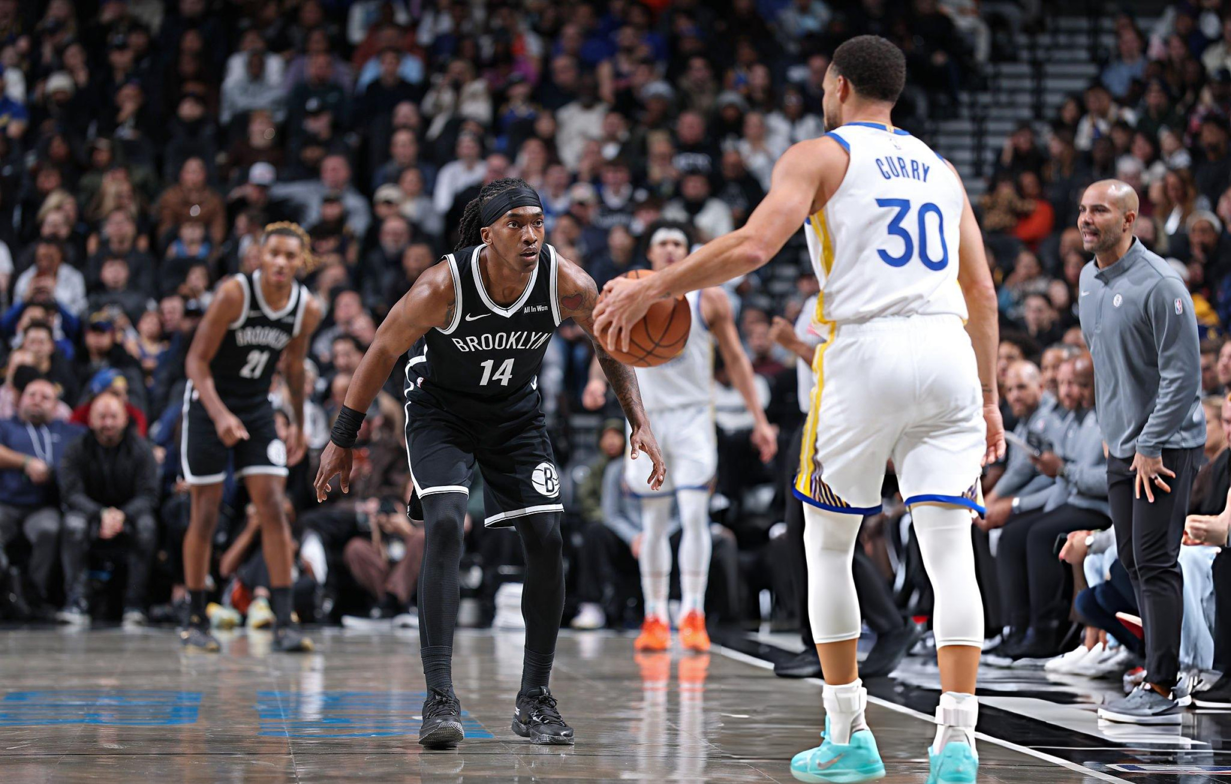 拿下，评论区喝咖啡新赛季篮不住我的观赛搭子    抽奖详情