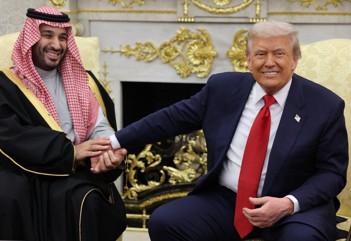 🇺🇸🇮🇷 四个阿拉伯国家劝说特朗普放弃打击伊朗

沙特阿拉伯、卡塔尔、阿