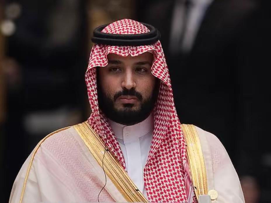 咱们国家最新展示出的歼-35，让全世界都眼前一亮！福建舰编队曝光了核心作战组合，