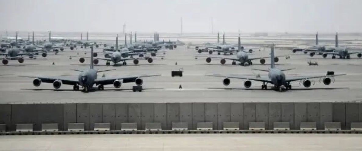 【美国真要打伊朗？】自突袭委内瑞拉、强掳马杜罗后，美国下一个动手的目标是谁，牵动