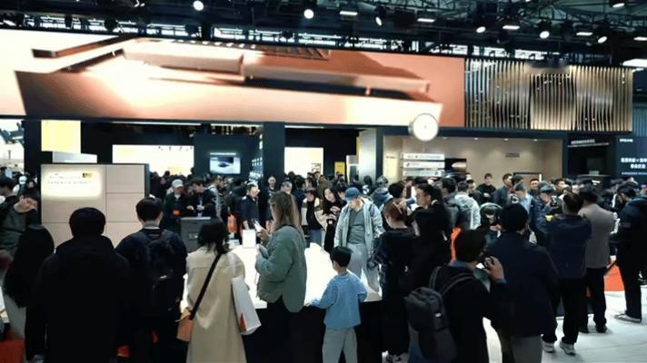 俞浩未来5年投入10亿培养创新领袖俞浩五年10亿深耕人才与科技 初心不改，步履不