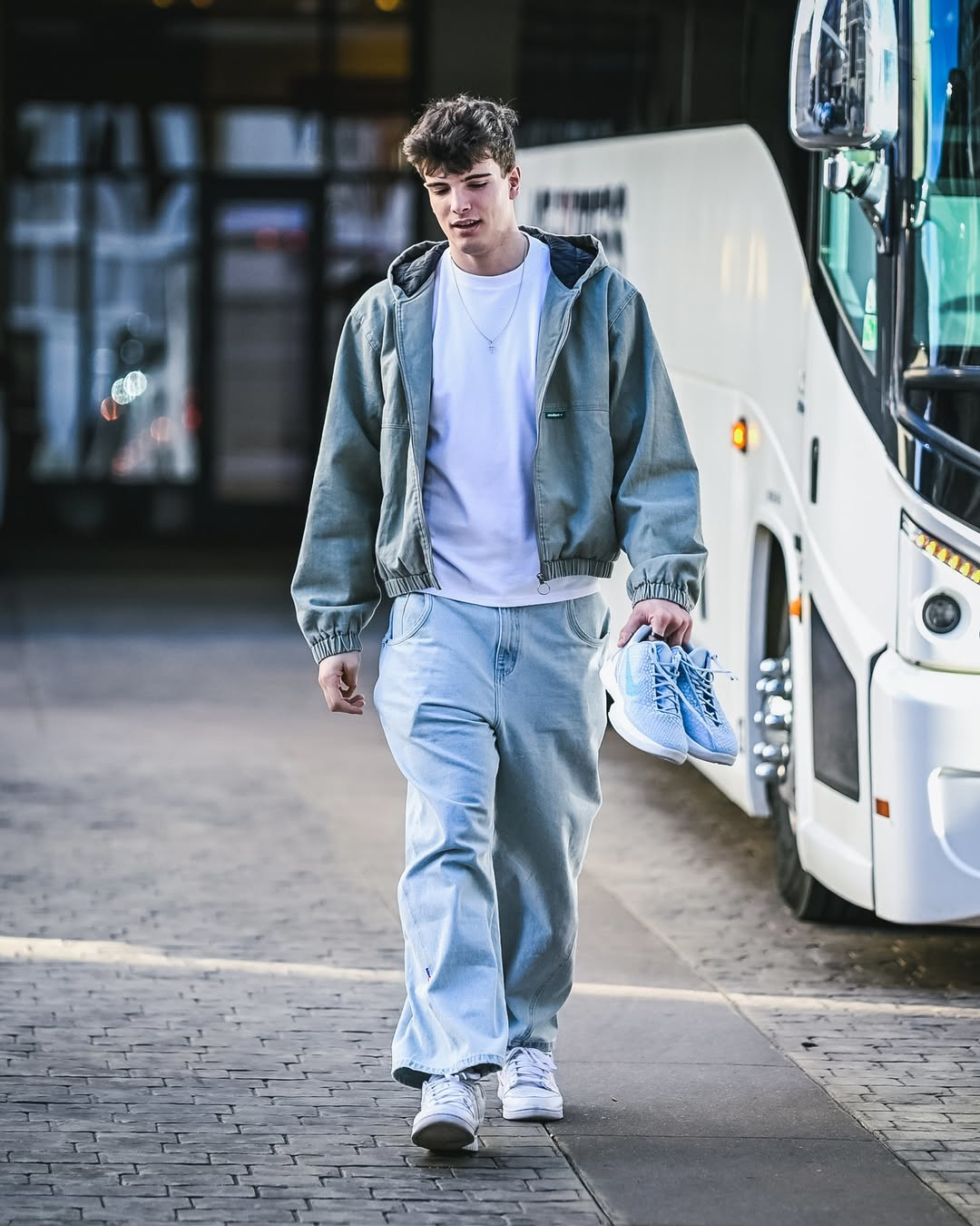 短剧从哪找来这么像的三张脸客战掘金的绿军众将！丹佛已经这么暖和了？ 