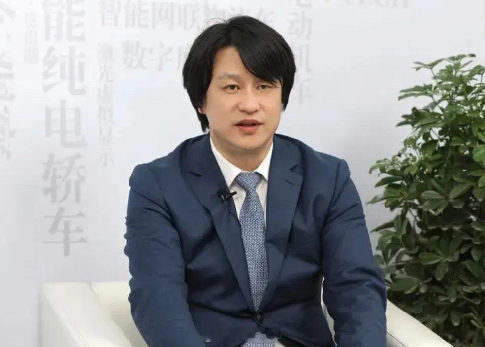 据知情人士透露，一汽丰田汽车销售有限公司公关总监王志强日前已从家中被有关部门带走