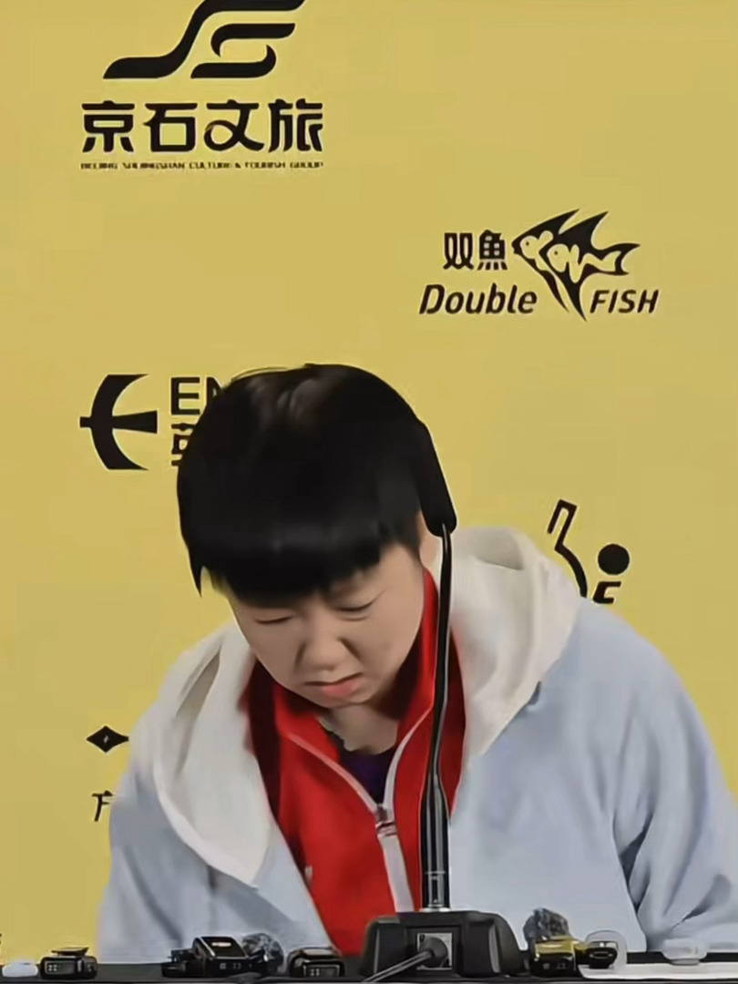 咪[捂嘴哭]看得我好心疼孙颖莎孙颖莎 发烧 ​​​
