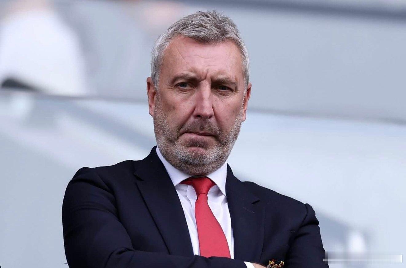 🚨🗣️ Andy  Mitten：