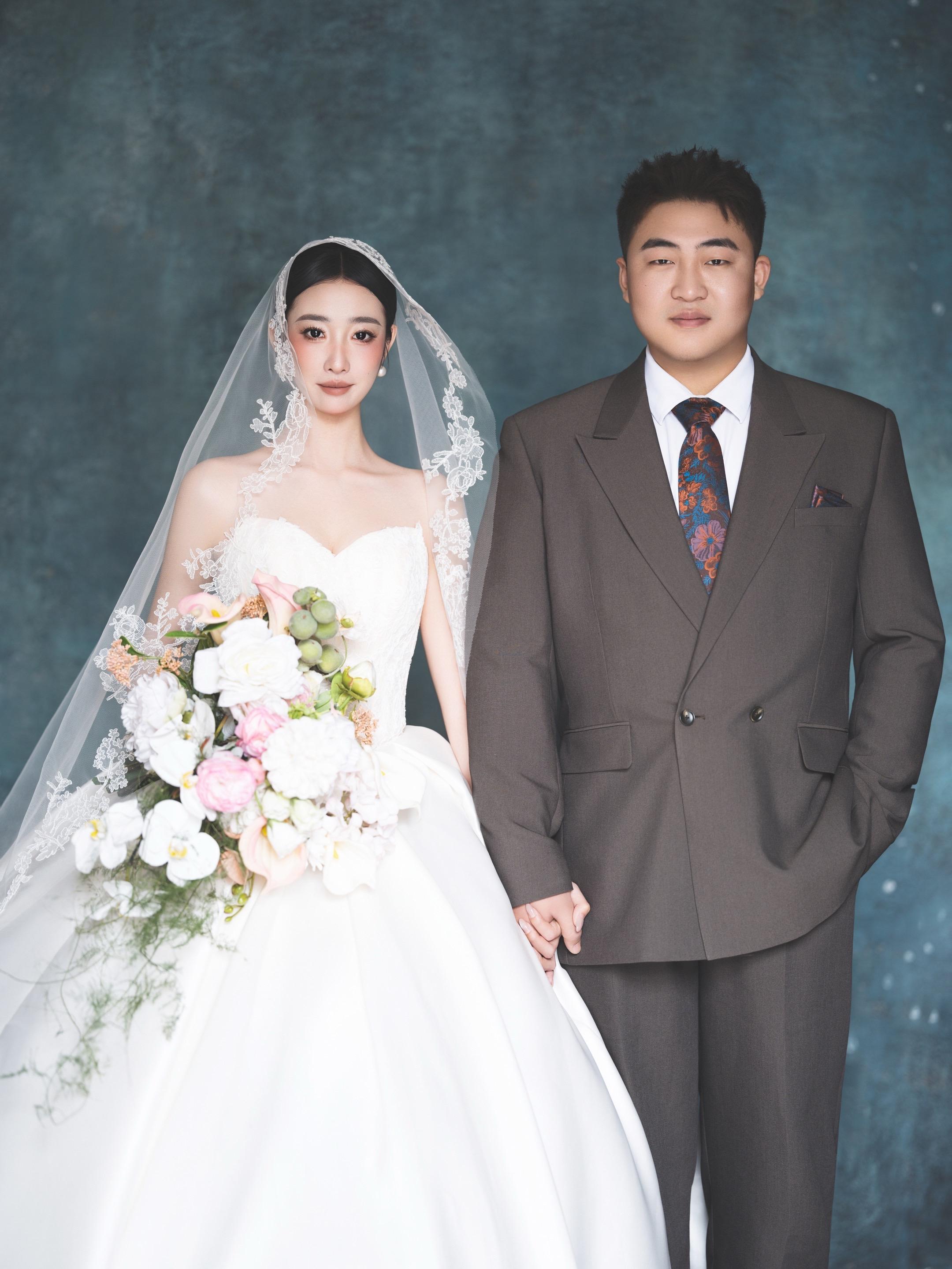 第一次秀恩爱 不是很熟练