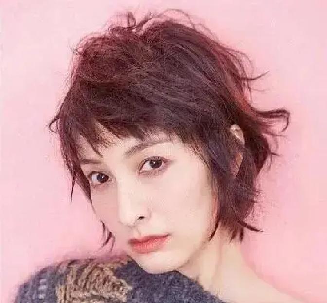 杜海涛直播一晚卖8000万，你慌不慌？
 
这个数字是双十一当晚他自己直播间“涛