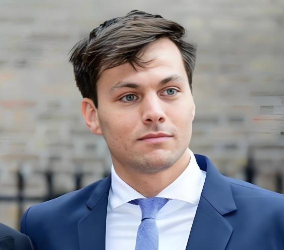 荷兰新首相耶滕刚坐上位置没几天，就扔出一句话，把大西洋两岸都震了一下：荷兰不能再