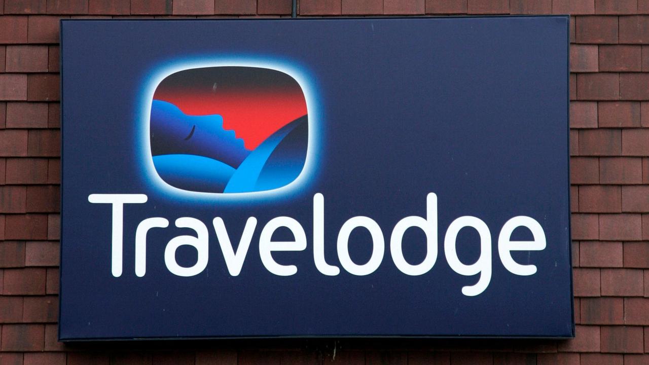 Travelodge性侵幸存者痛斥酒店连锁集团老板