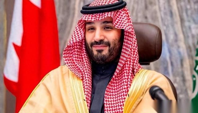 3月4日，眼瞅着战火就要烧向波斯湾，王毅外长跟沙特外交大臣费萨尔通了个电话。不少