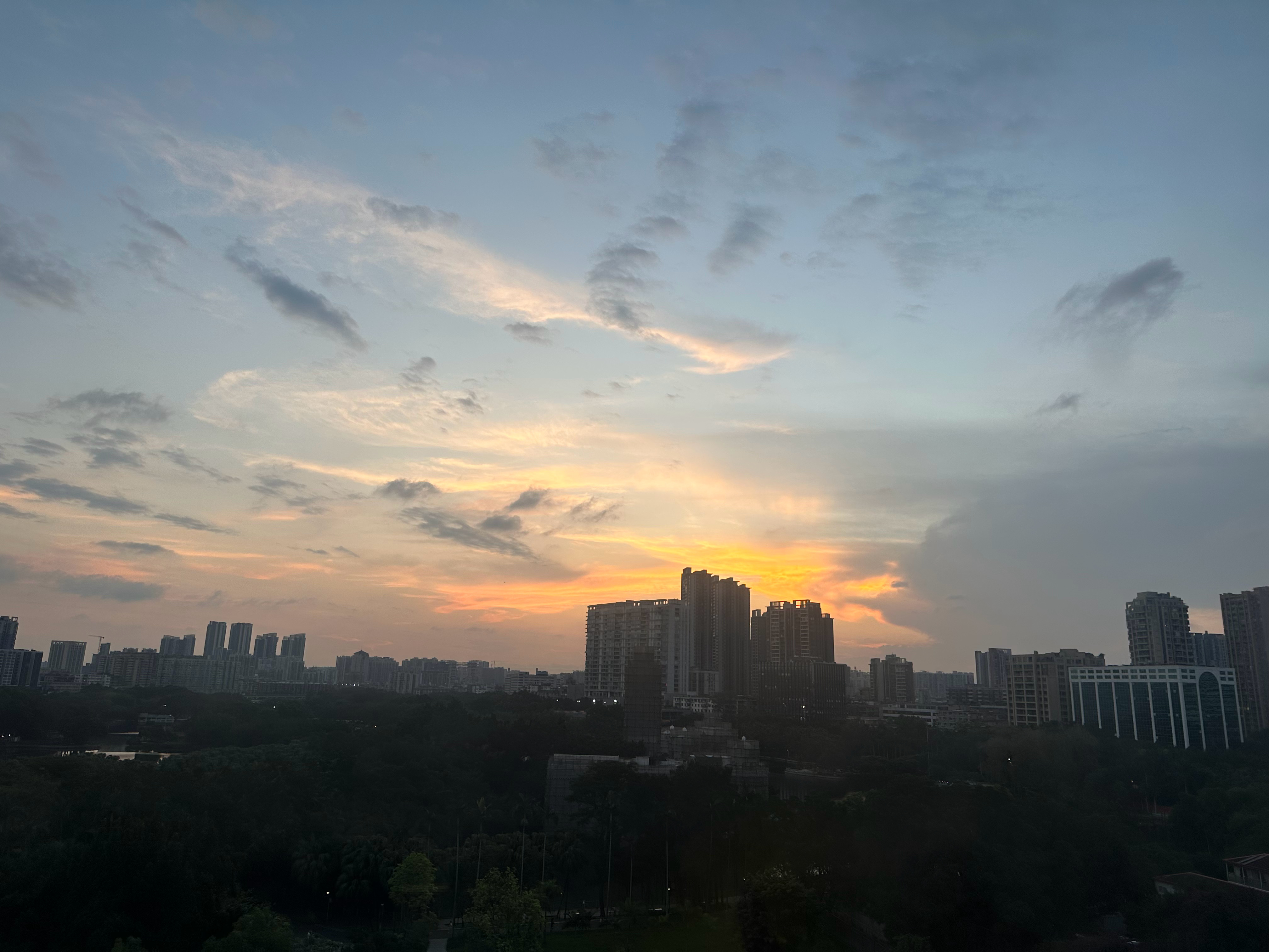 又有黄昏美景～ 广州·广东广播电视台(人民北路)