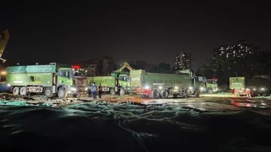 开工！日前，西安医学院科研与实验实训大楼项目正式启动土方开挖施工，现场各项施工作