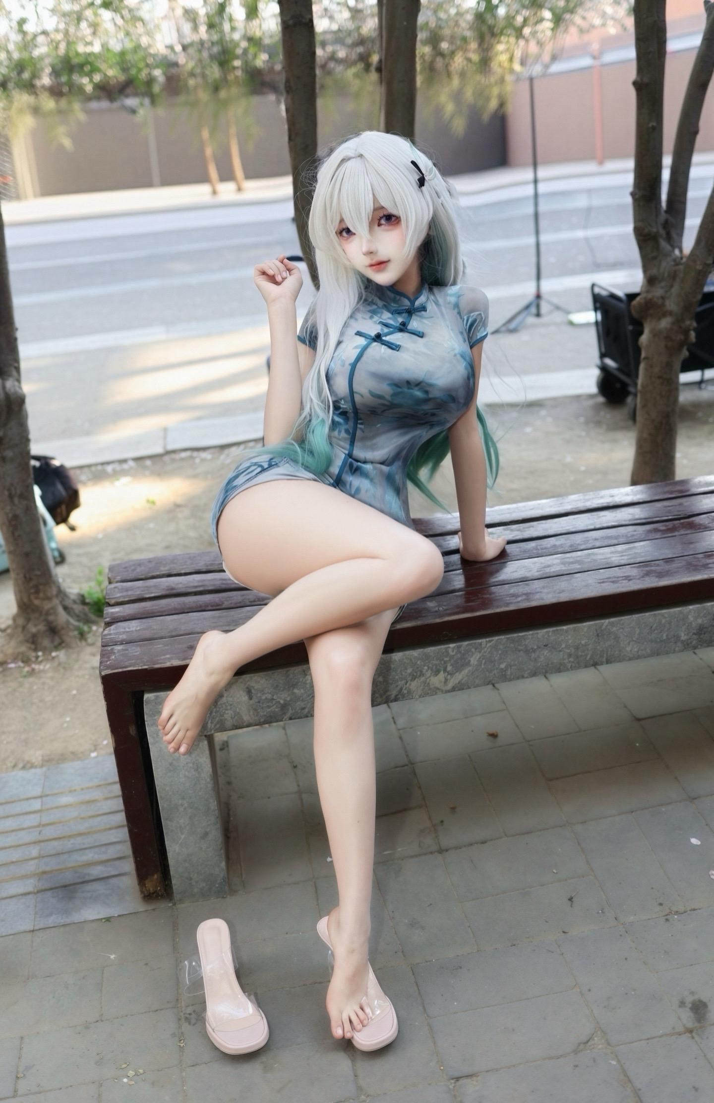 啊，是流萤大王来了。   🧚‍♀️