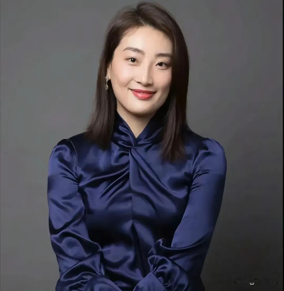 我还在晕乎中，不知道是不是这样！
宗馥莉：1982年出生，今年43岁！
宗继昌：