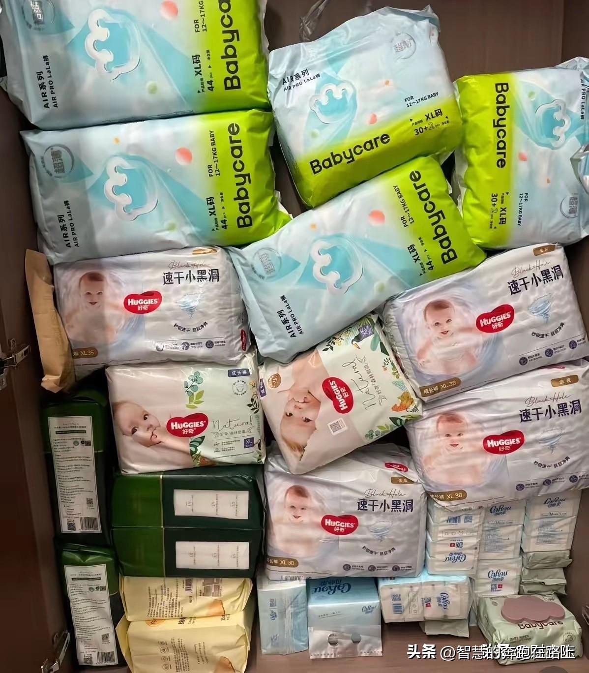 这件事最诡异的地方有两个。

一是三大厂商纸尿裤都崩盘了，可是他们就是不走法律诉