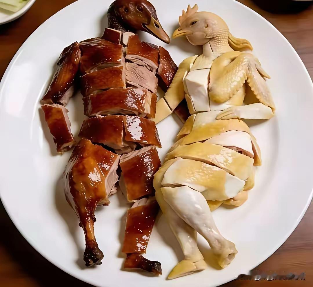 综合这两天的信息，成都球迷有酒喝哩！

老徐回了咸国，犟本增笑将出任主帅，取代粥