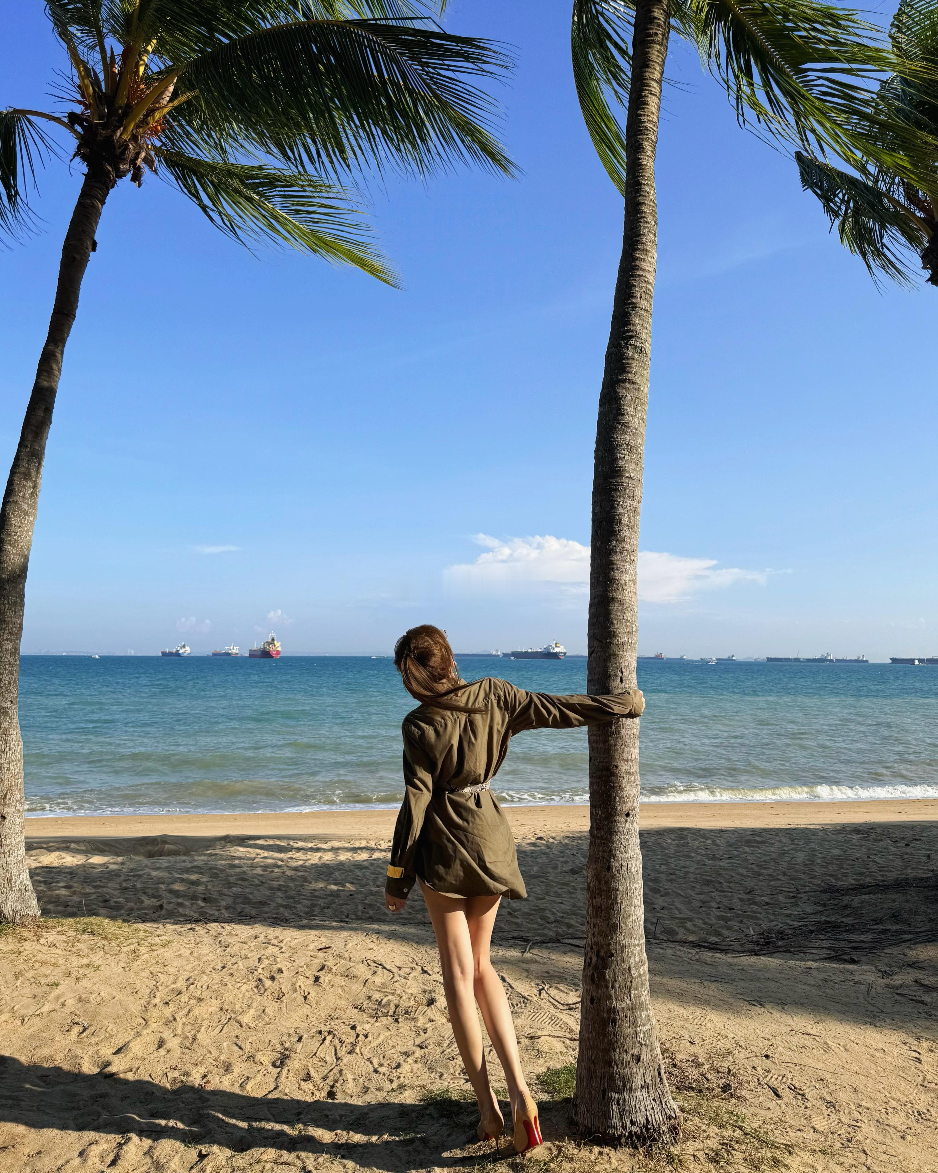 我還想她在我身邊 ​​​