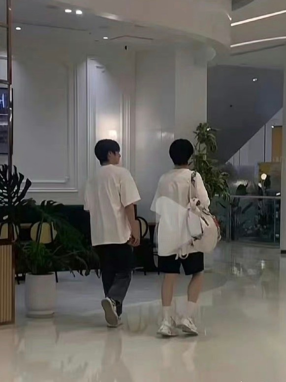 懒得跟你们解释 你们要是觉得美帝可以随便让那你去磕下家这里不欢迎