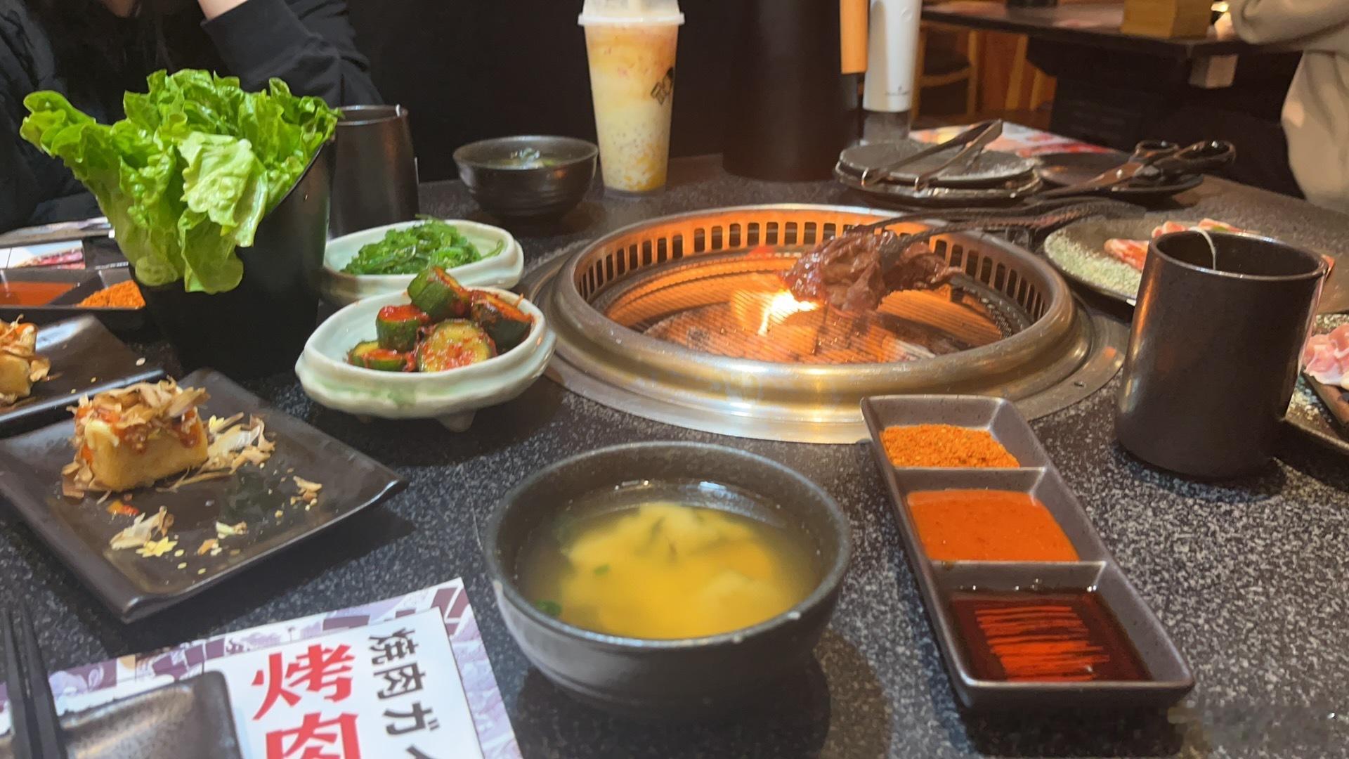 全世界最爱吃烤肉之人🤤 