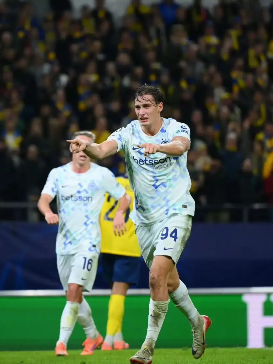 国米客场4-0大胜圣吉罗斯，多点开花锁定胜