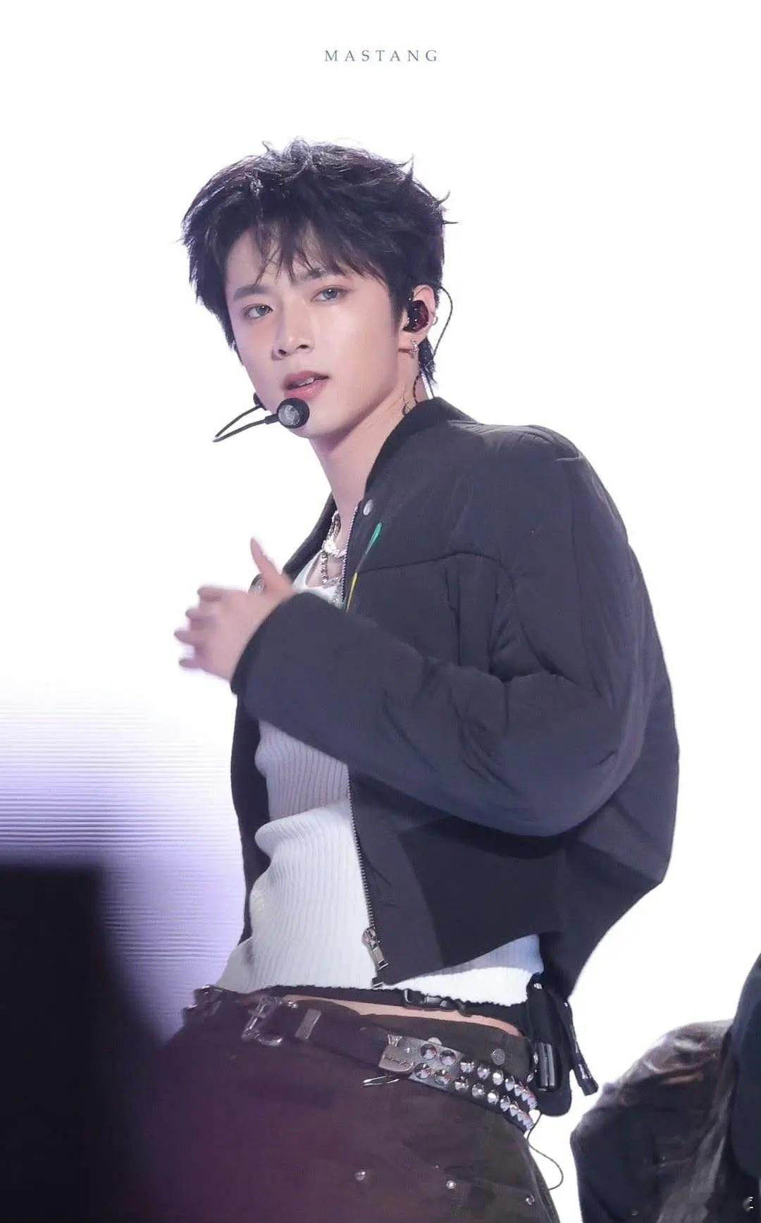 陈思罕真的好帅有老公味了 