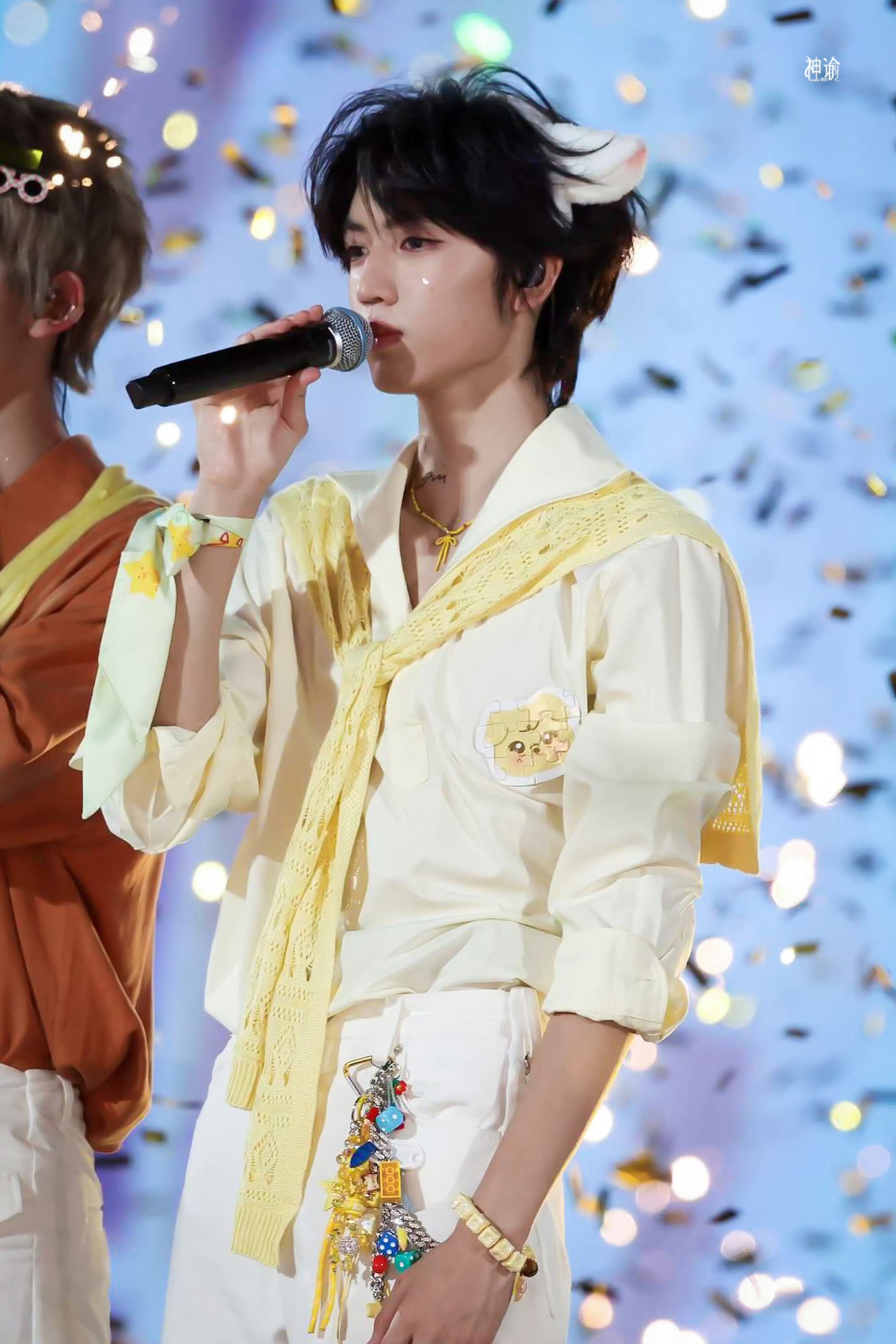 张桂源女娲隐藏款什么叫女娲的隐藏款🥺五官骨相能打，唱跳实力也不拉胯。舞台上气场