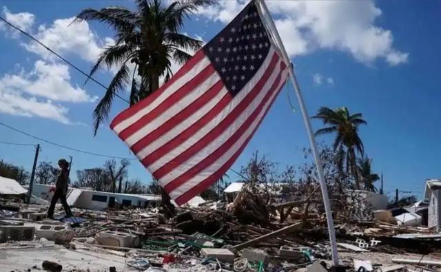 美国终于把它最可怕的一面展现在全世界眼前！当帝国主义走到尽头的时候，往往会抓住身