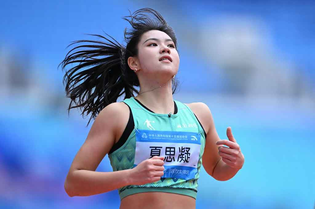 这年头既然学什么都是错，那你就去学田径。反正 elon musk 说 20 年，