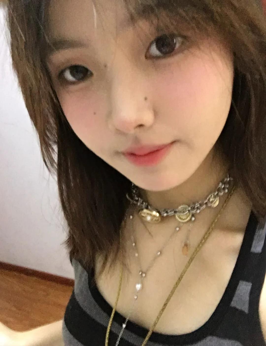 ๑ᵒᯅᵒ๑
定格2000s 自拍照片分享