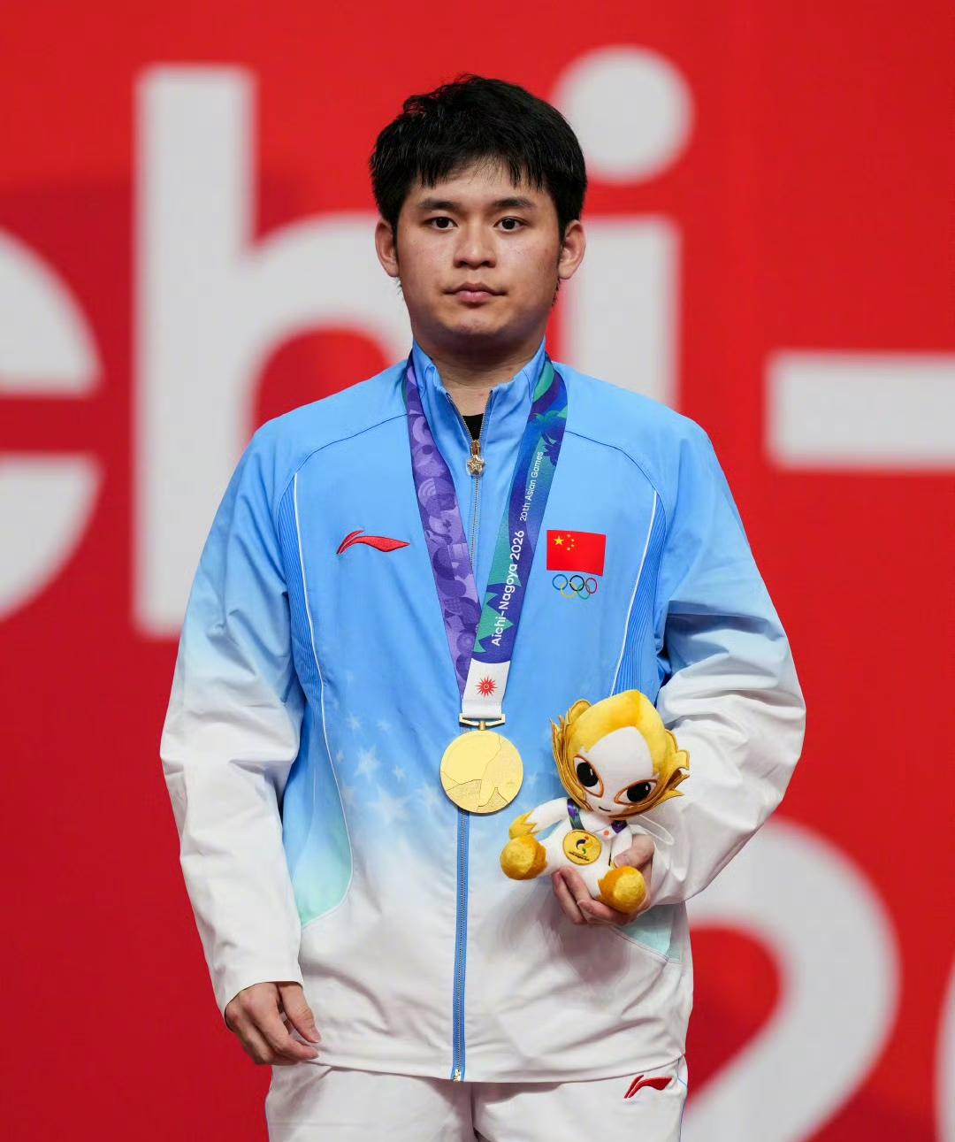 林诗栋战胜王楚钦，拿下男单冠军，他将会获得这四样宝贵的东西！

第一、赛事奖金+