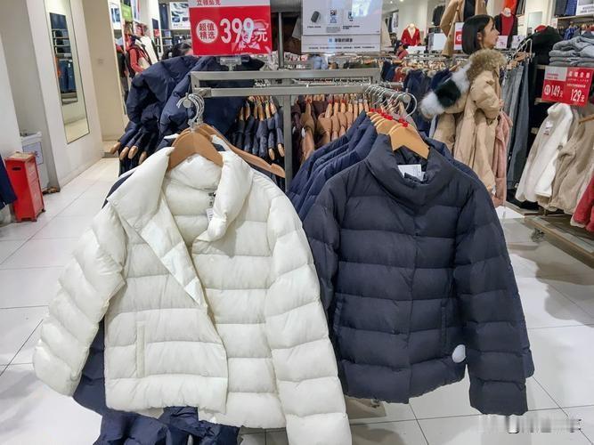 超市羽绒服VS波司登：这场“羽绒服战争”的真正意义，是消费理性的觉醒！

这个冬
