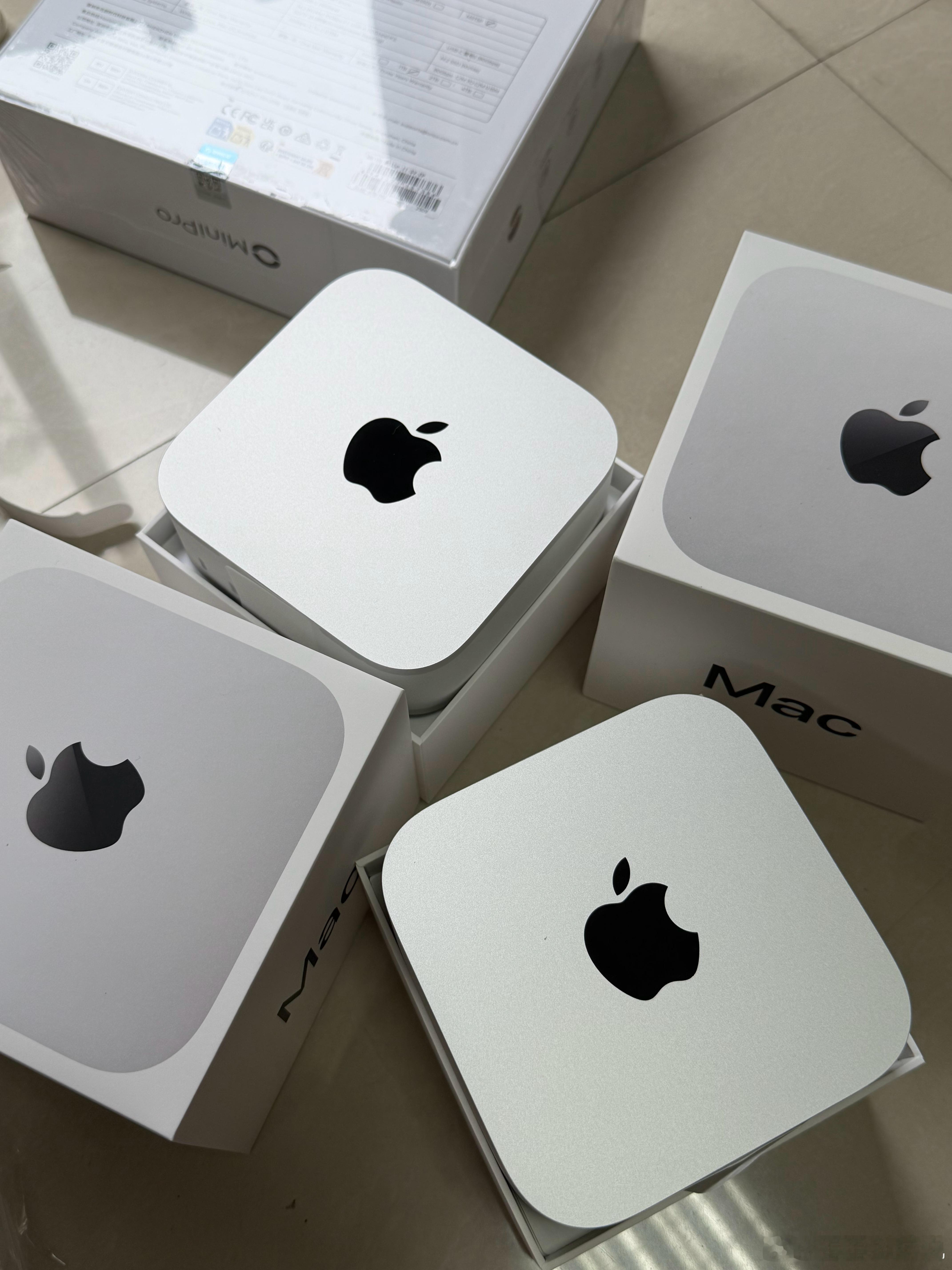苹果iPad和MacBook涨价 什么？公司刚买2台Mac mini，才10天不