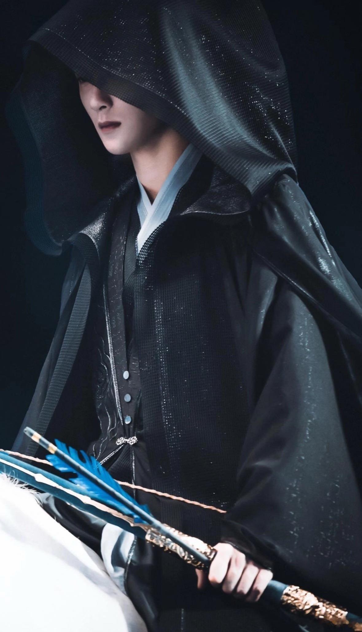 檀健次谢却山黑色斗篷路透 檀健次黑斗篷梦回防风邶   檀健次《何不同舟渡》谢却山